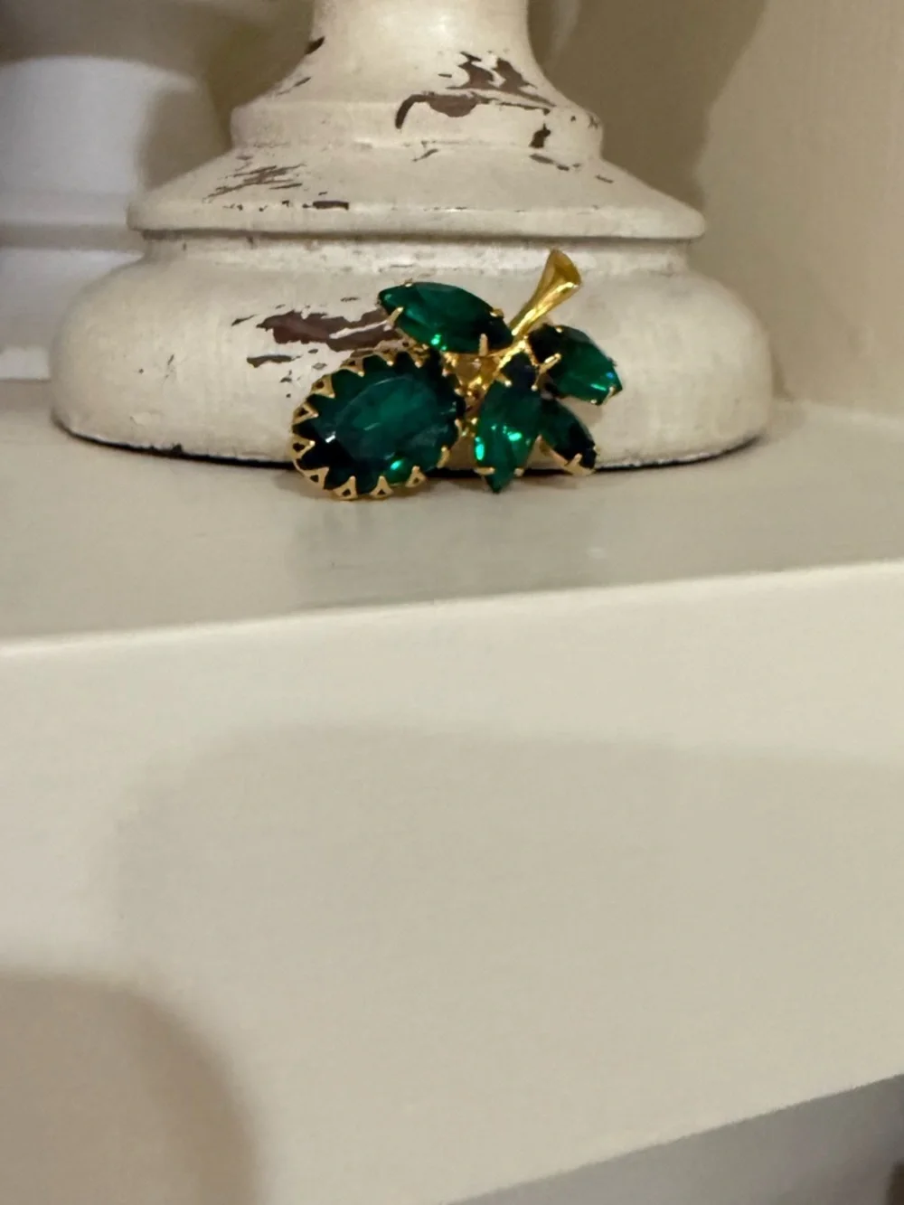 Vintage Gold Tone and Emerald Green Brooch